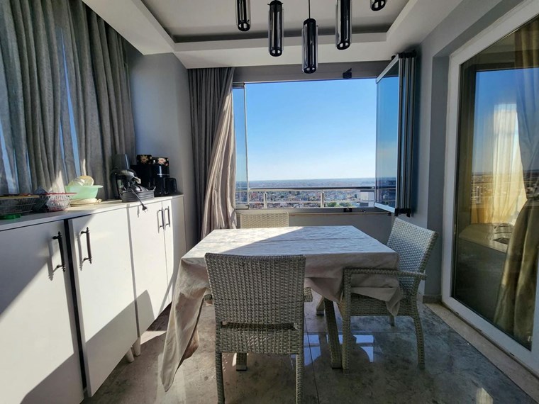 ESRA AKKAYADAN SOSYAL DONATILI SİTEİÇERİSİNDE 3+1 SATILIK DAİRE