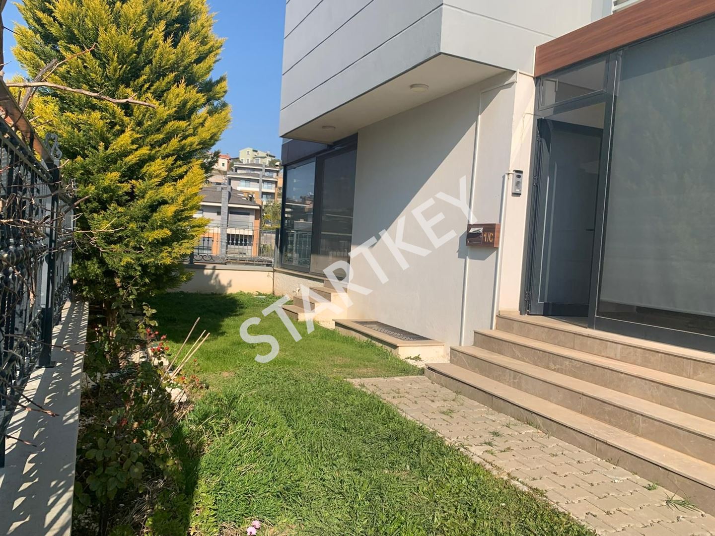 Property-photo