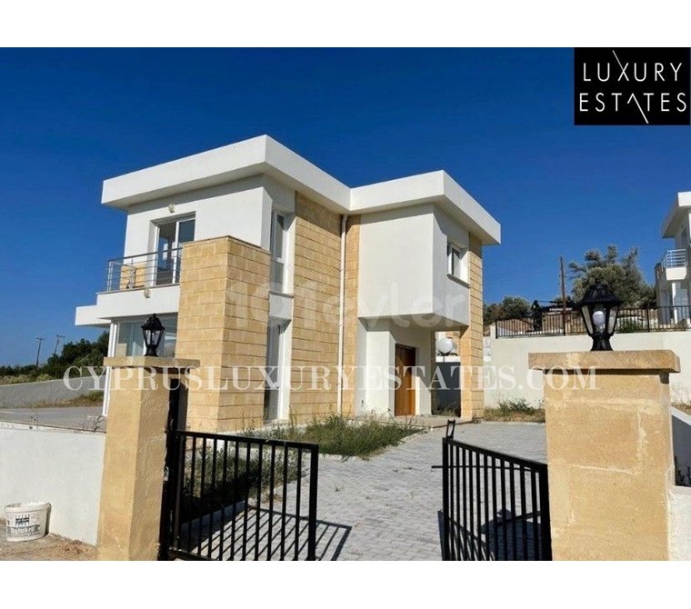 KIBRIS ALSANCAK YESILTEPEDE 3+1 VILLA