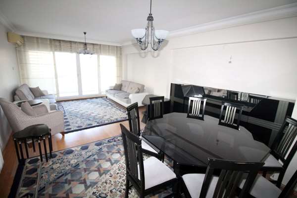 GÖZTEPE METRO ÇIKIŞI CADDE ÜZERİ ARAKAT 3+1 EŞYALI KİRALIK DAİRE