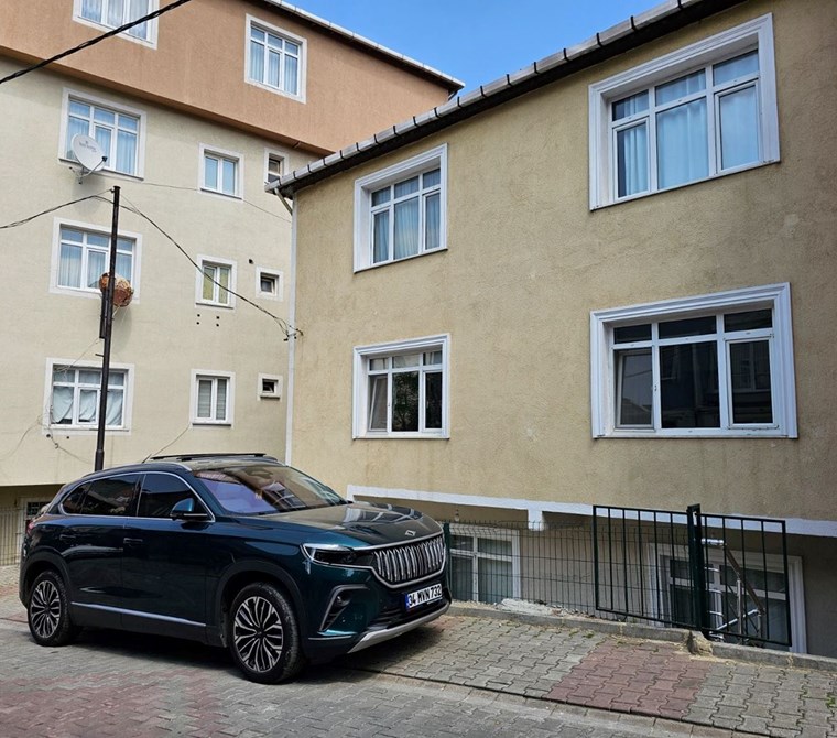 SULTANBEYLİ ABDURRAHMAN GAZİ MAHNDE FULL EŞYALI KİRALIK 2+1