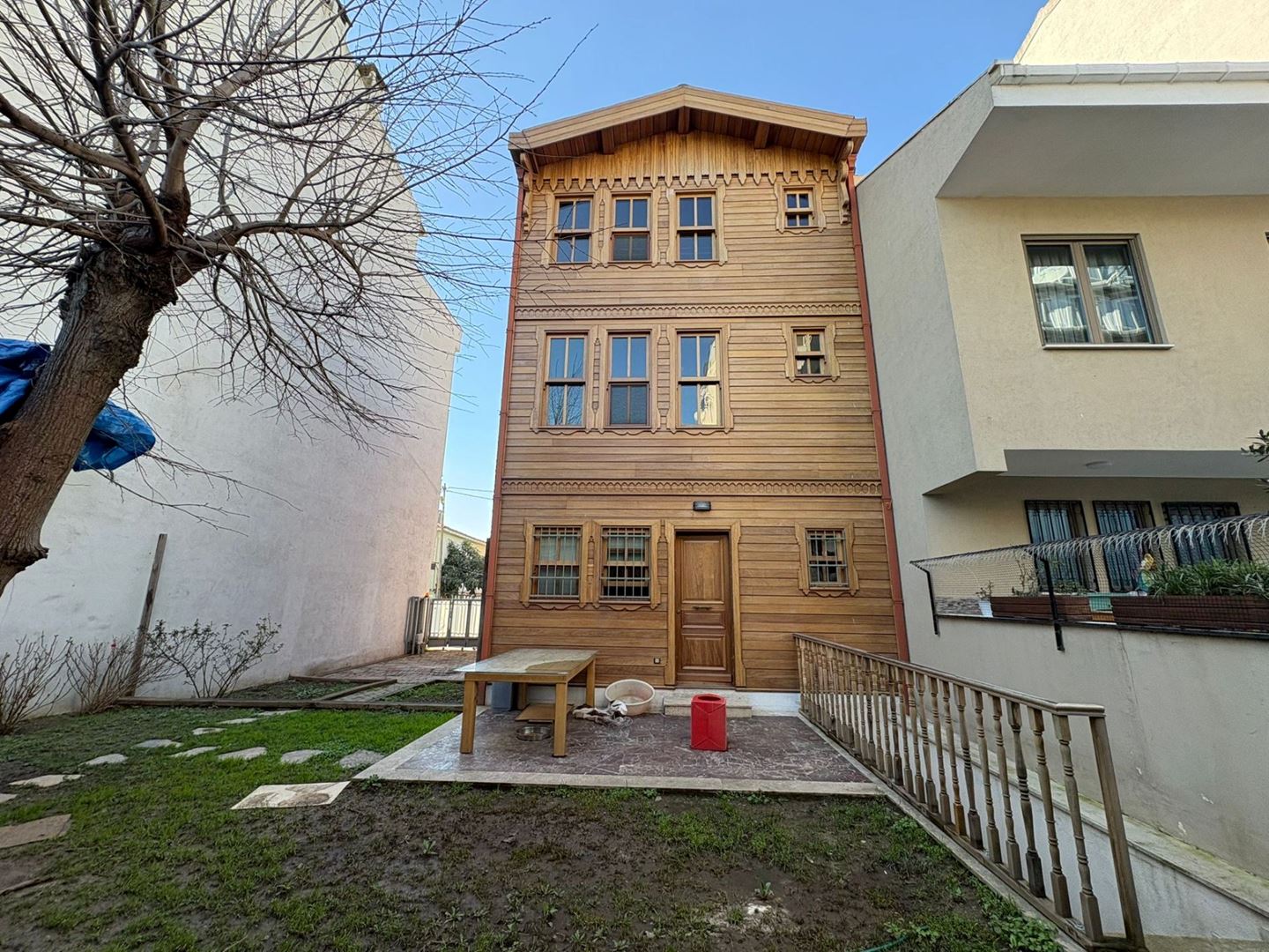 Property-photo