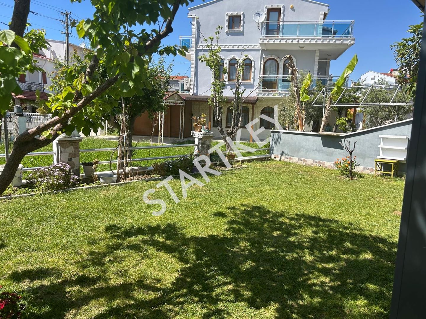Property-photo