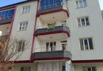 TAŞPAZAR MAHALLESİ3+1 SATILIK DAİRE