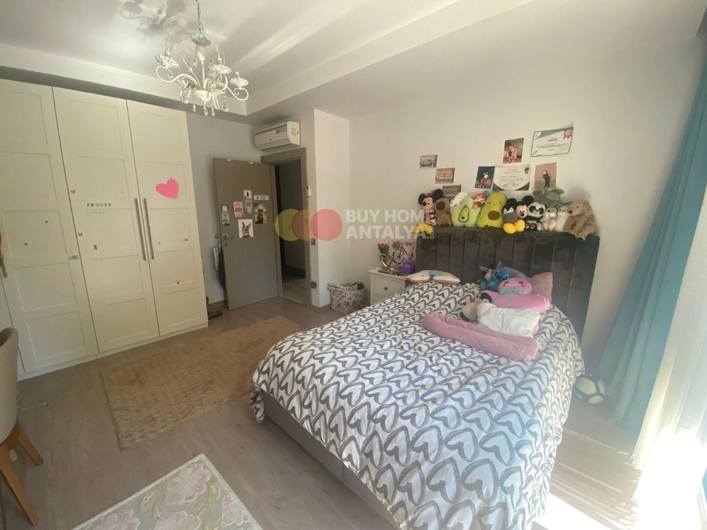 Property-photo