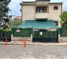 GÜNEY MAHALLESİNDE SATILIK 4+1 BAHÇELİ MÜSTAKİL EV