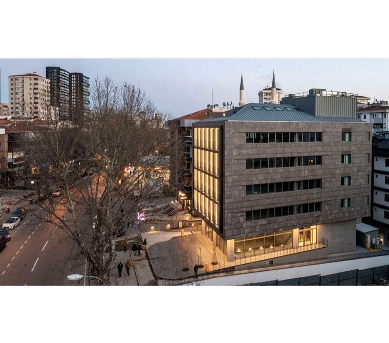BAĞDAT CADDESİ ÜZERİNDE SAĞLIK SEKTÖRÜNE KİRALIK İŞYERİ P225858
