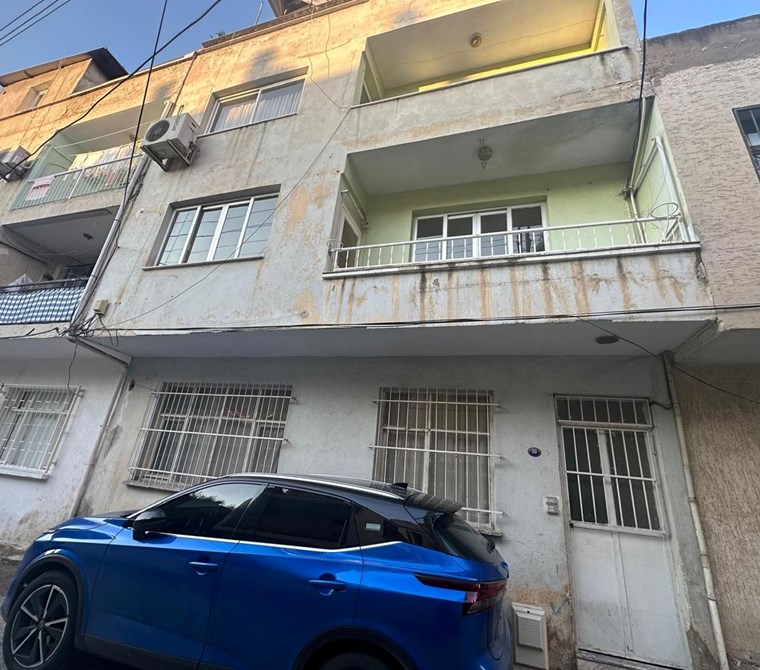 POSTACILAR MAHALLESİNDE 2+1 KLASİK KİRALIK DAİRE