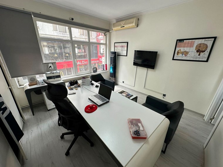 İŞ YERİNE UYGUN MİLLET CADDESİ'NDE YATIRIMLIK SATILIK DAİRE