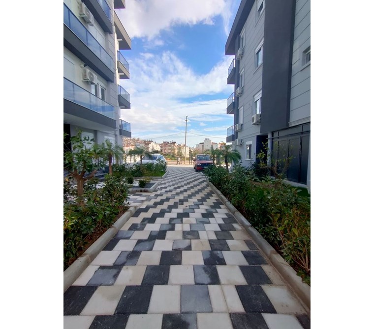 KEPEZ ÇAMLIBEL MH.'DE SİTE İÇİNDE 1+1 65m² SATILIK DAİRE