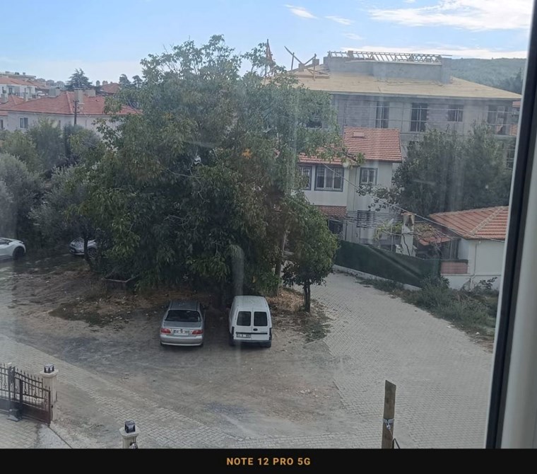MÜJGAN EMLAKTAN ULADA KİRALIK 2+1 DAİRE