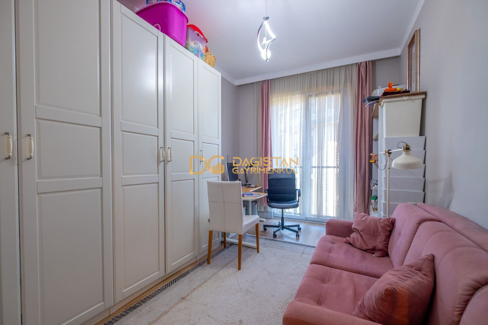 Property-photo