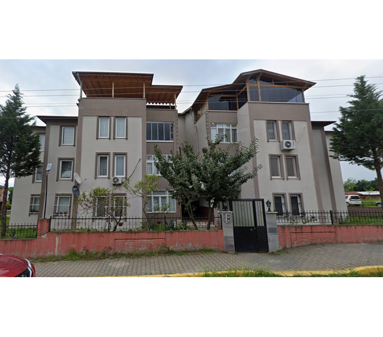 KARTEPE ATAEVLER 5+1 ÇATI DUBLEKS 225 m² GENİŞ SATILIK DAİRE