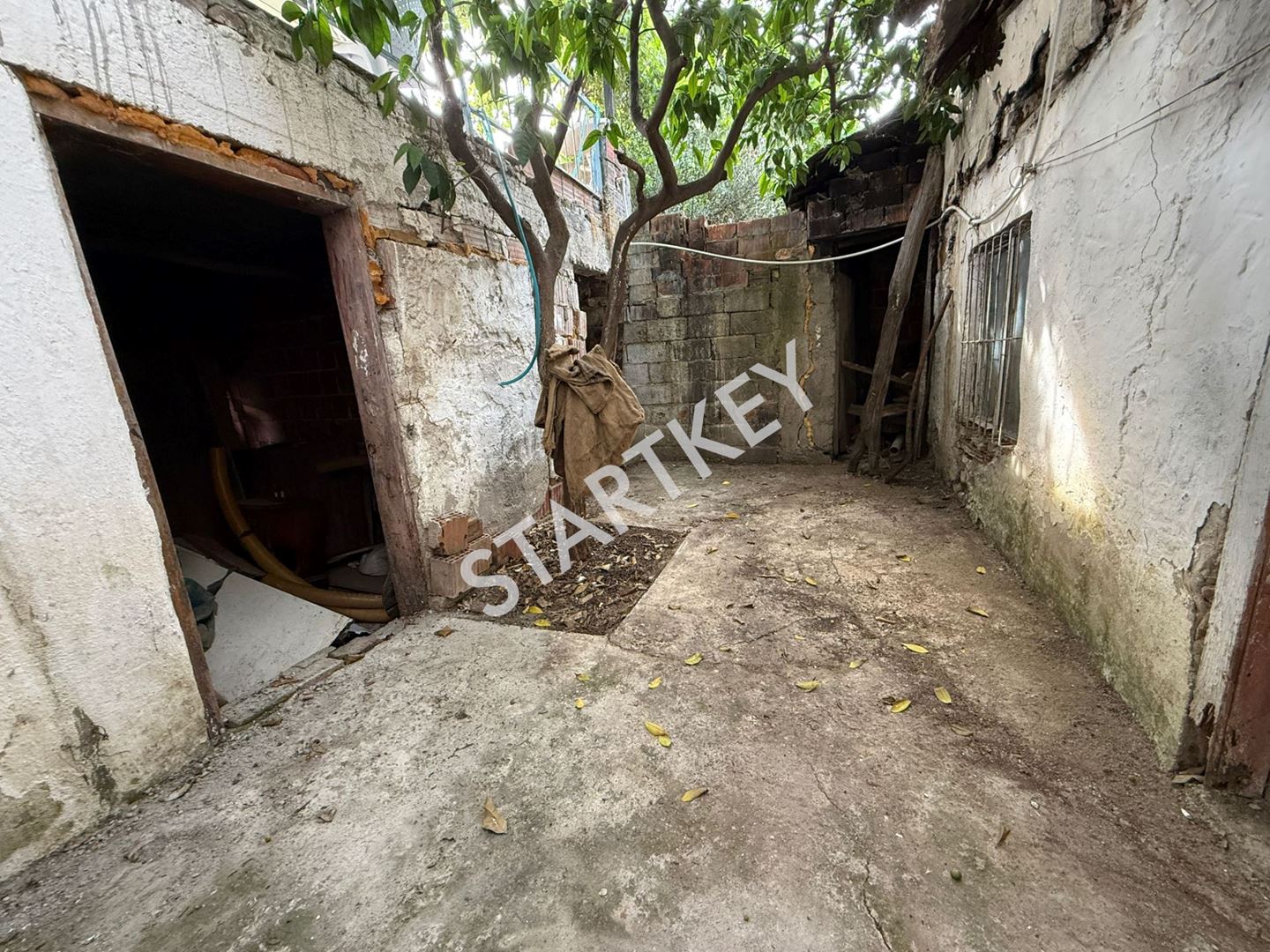 Property-photo