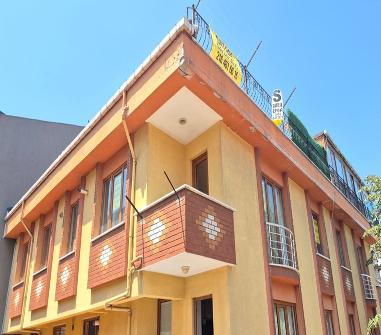 Üsküdar Ferah Mah Ayrı Girişli Boş 4+2 Satılık Dubleks Daire Enta Emlak