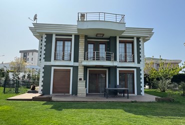 TUZLA ALİZE SİTESİNDE 5+2 YÜZME HAVUZLU ÖZEL OTOPARKLI LÜX VİLLA