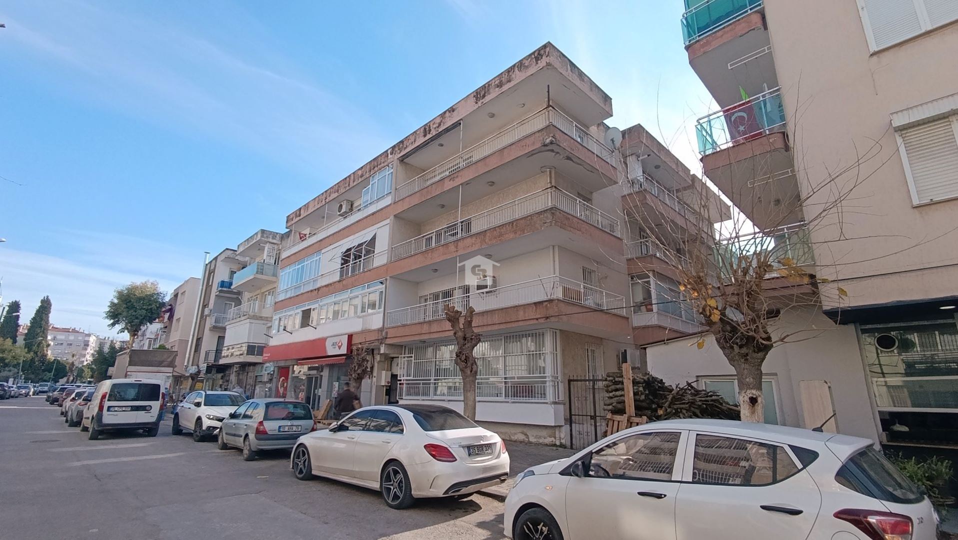 Property-photo