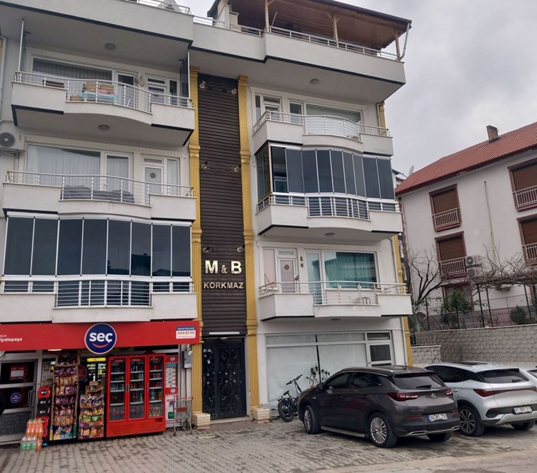 GÖLCÜK'TE ULAŞIMI KOLAY 4+1 MANZARALI DUBLEKS DAİRE