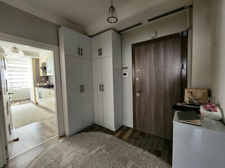 ESRA AKKAYA'DAN NİTELİKLİ OKULLAR CİVARINDA SATILIK DAİRE