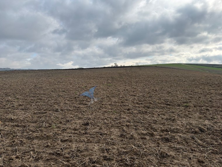 TEKIRDAĞ SÜLEYMANPAŞA OSMANLI KÖYÜ’NDE 89.240 M² SATILIK TARLA