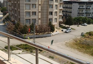 HASTANEYE YAKIN, BALKONLU, RÜZGARLI, MANZARALI, 3.KAT