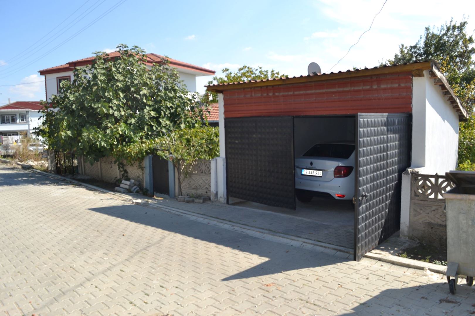 Property-photo