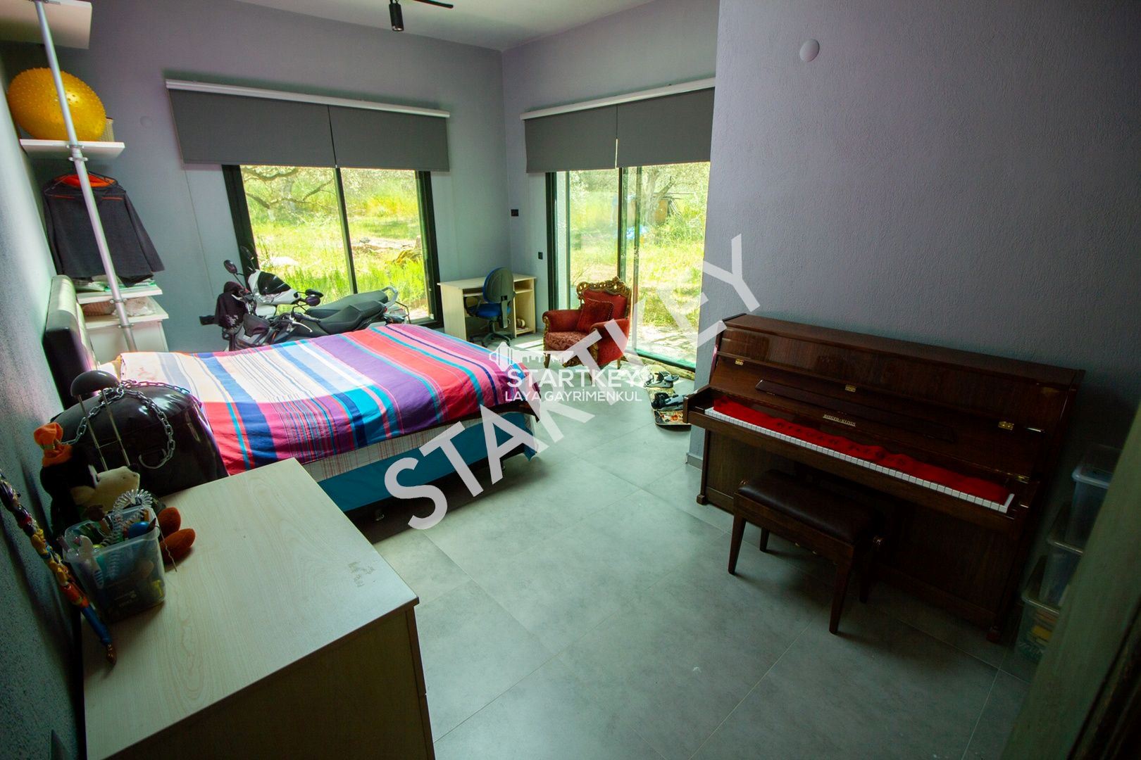 Property-photo