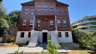 İçeri Komple Yapılı İş Yerine Uygun Müstakil Bina