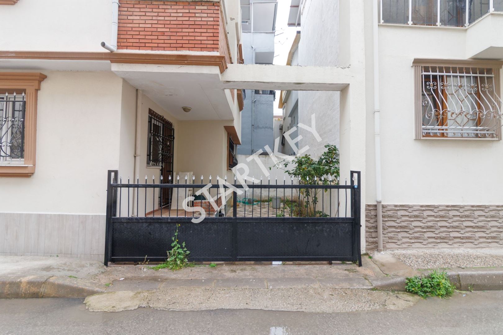 Property-photo