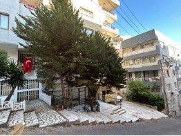 GÖZTEPE SUSUZDEDE PARK YAKINI SATILIK DAİRE
