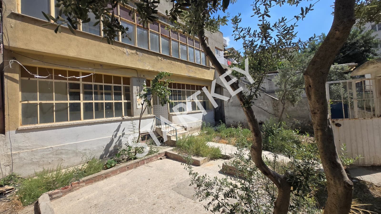 Property-photo