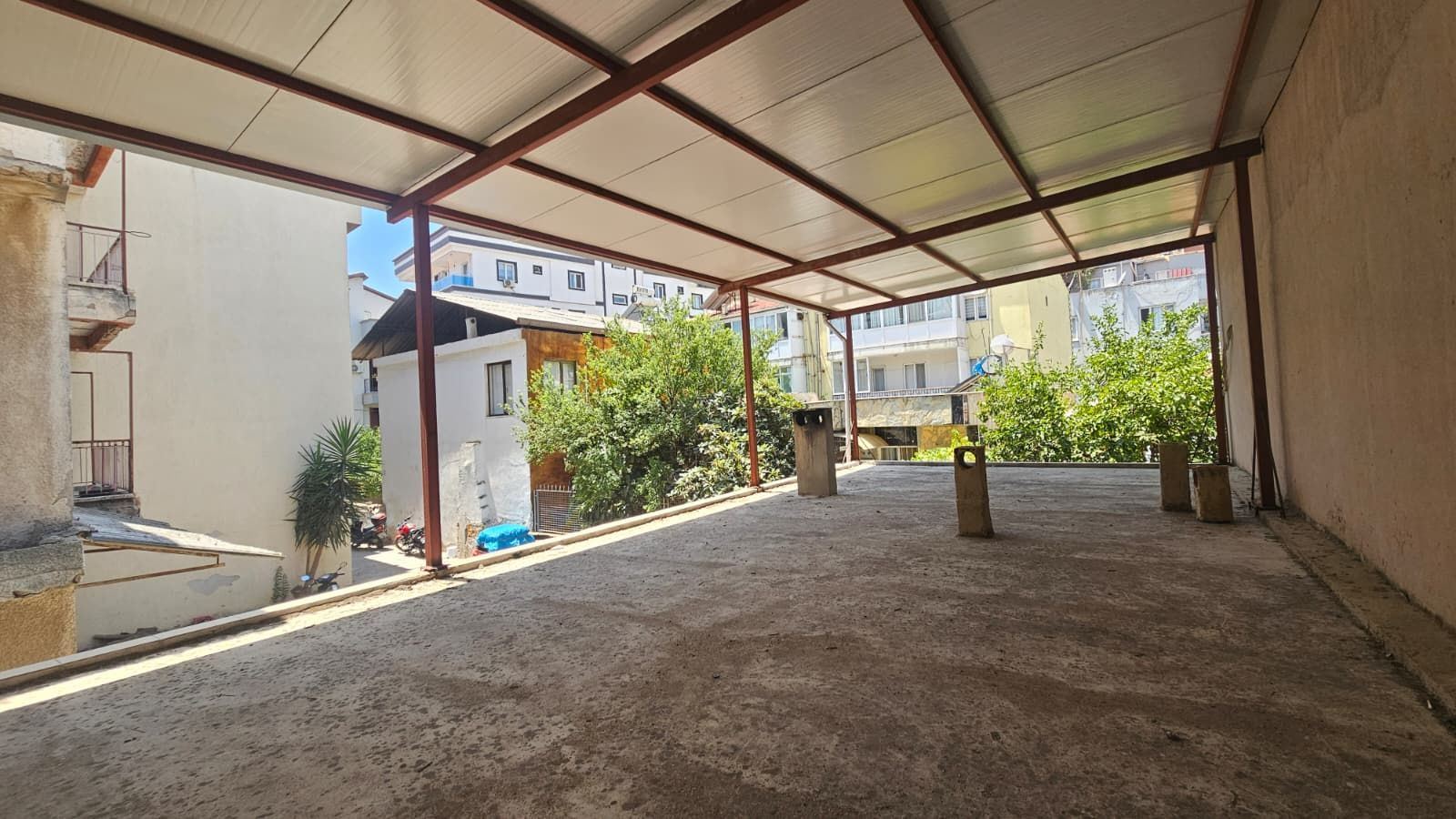 Property-photo
