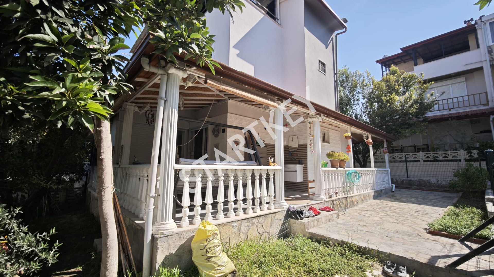 Property-photo