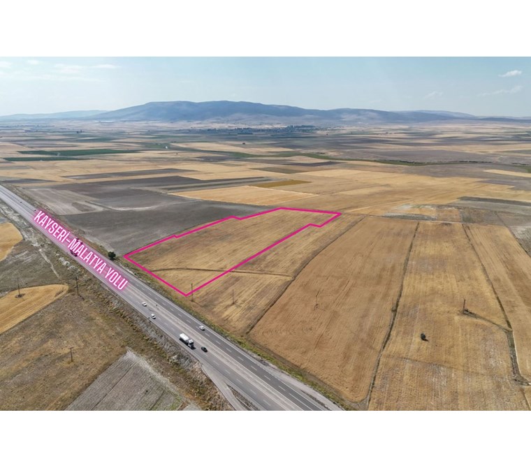 AKDAMAR - Bünyan Köprübaşı Malatya Yoluna Cephe 31.894 m² Tarla