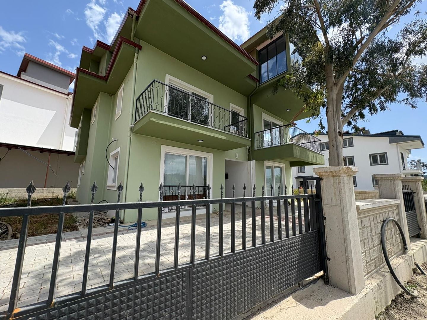 Property-photo