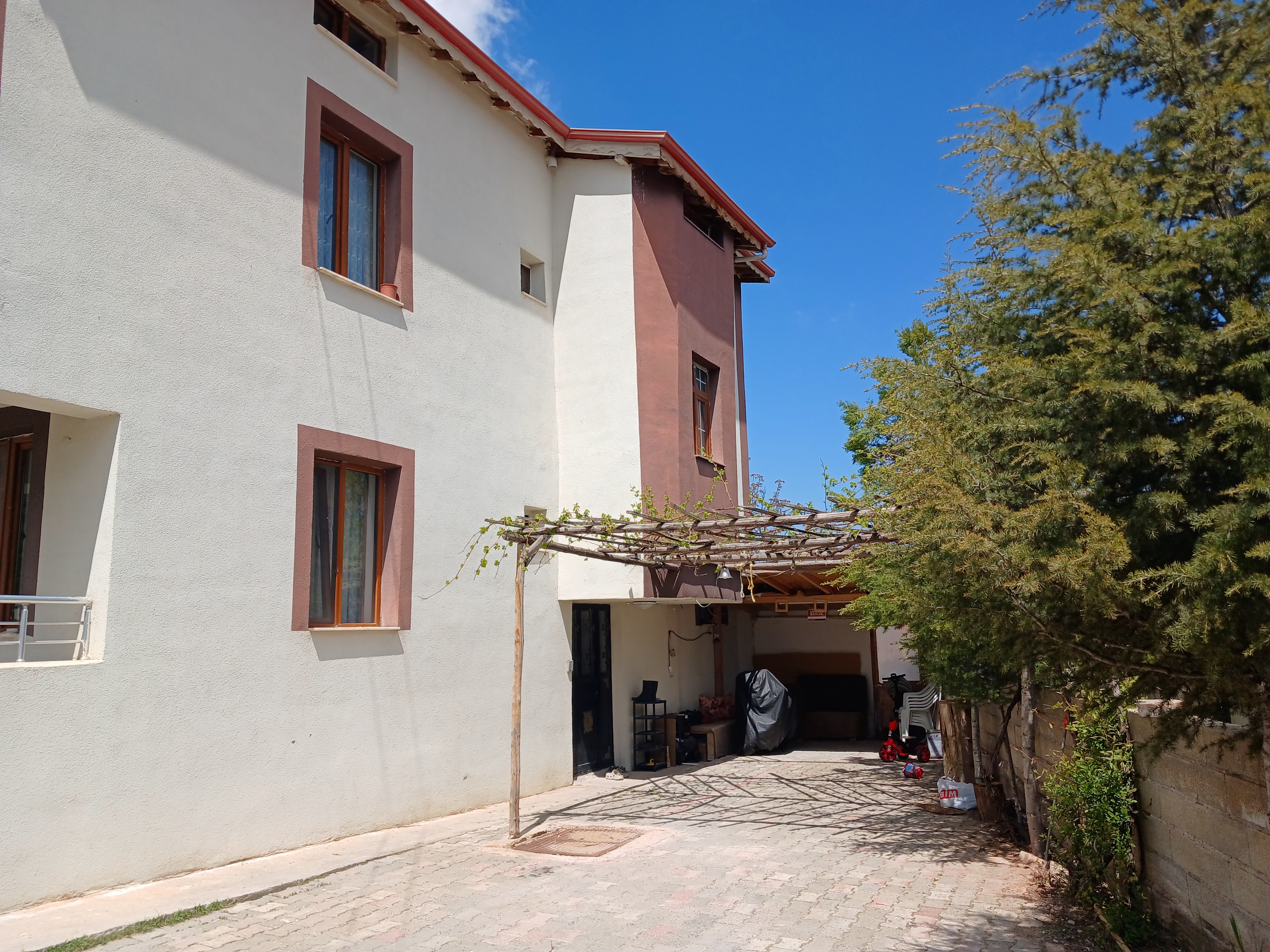 Property-photo