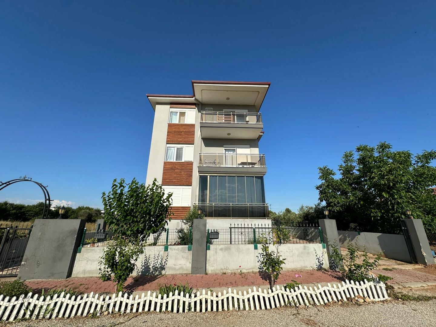 Property-photo
