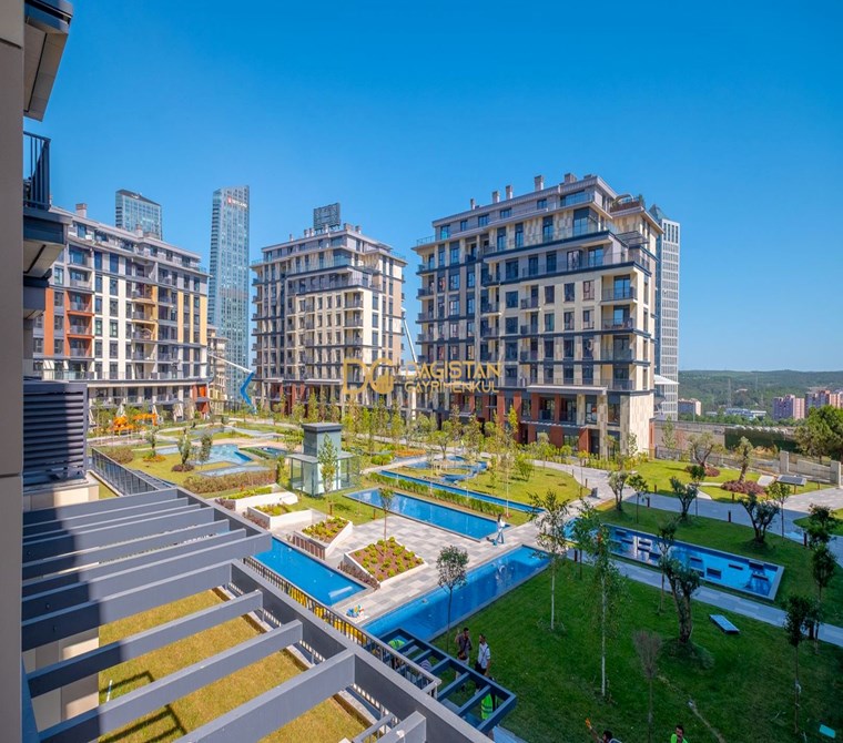 DAP YENİ LEVENT PROJESİNDE FULL MANZARALI 2+1 SATILIK DAİRE