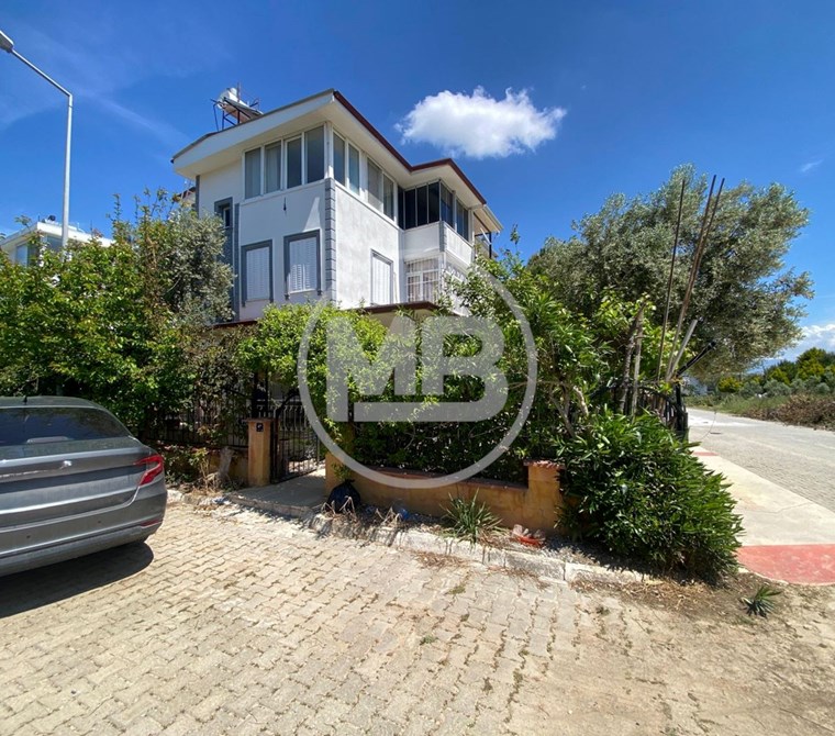 TRIPLEX VILLA FOR SALE IN A GATED COMMUNITY NEAR THE SEA IN ALTINKUM NEIGHBORHOOD OF DIDIM.