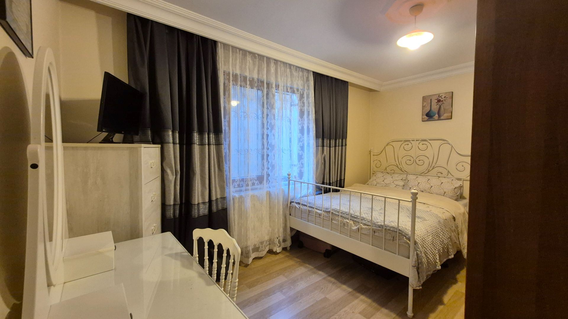 Property-photo