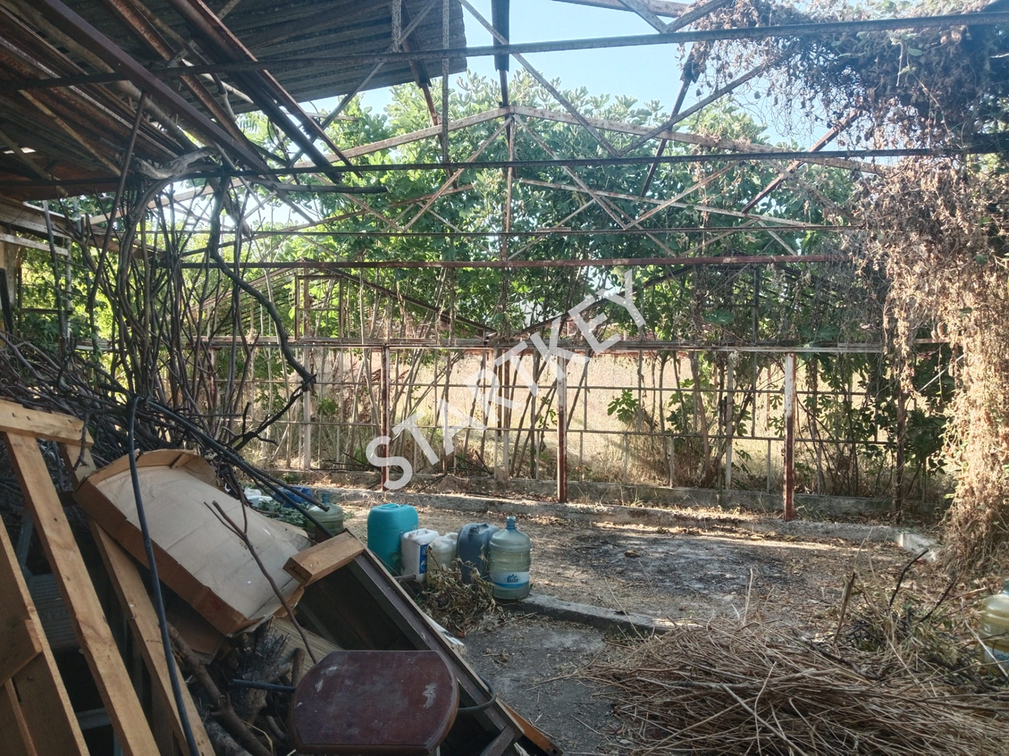 Property-photo