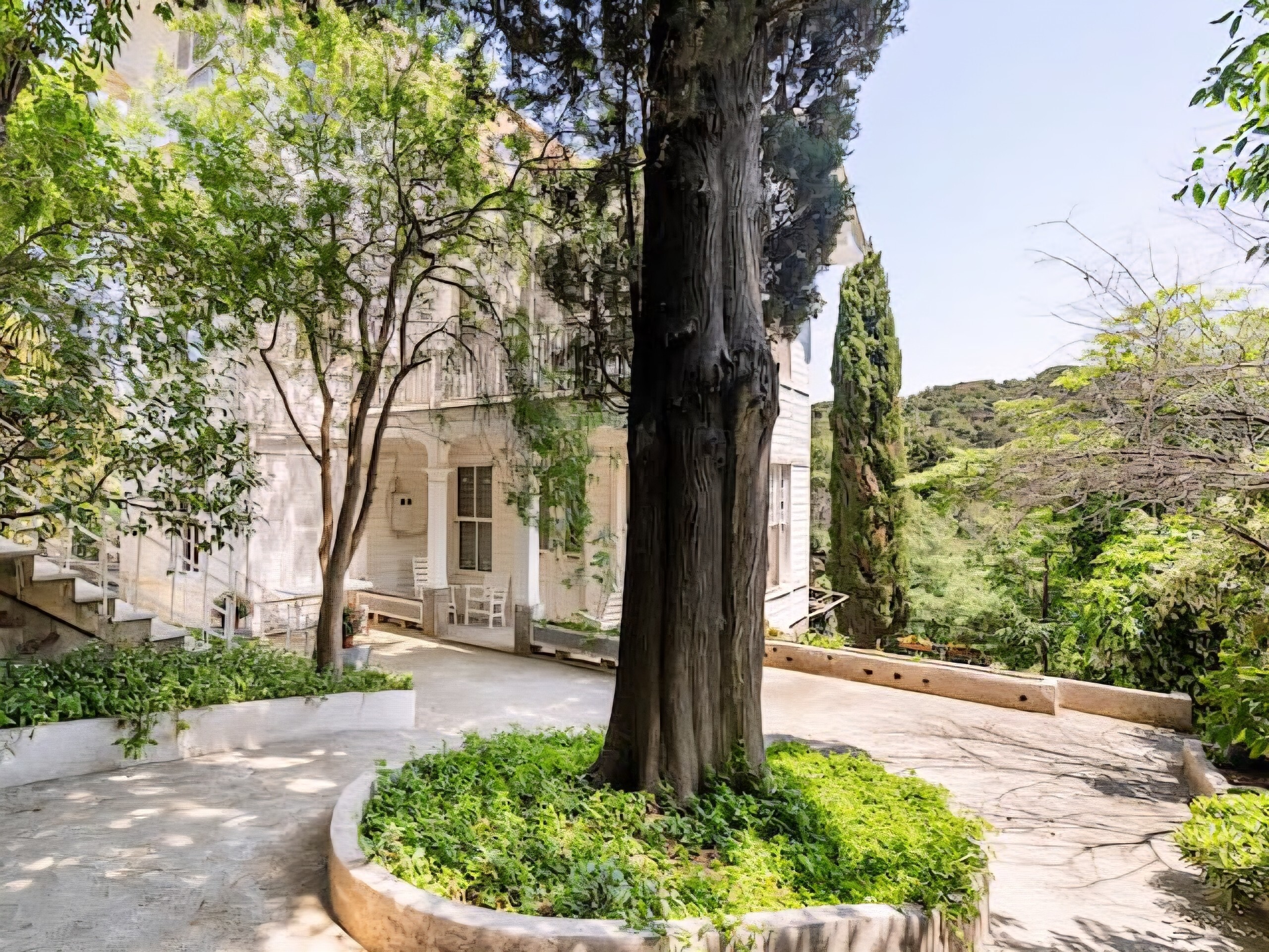 Property-photo