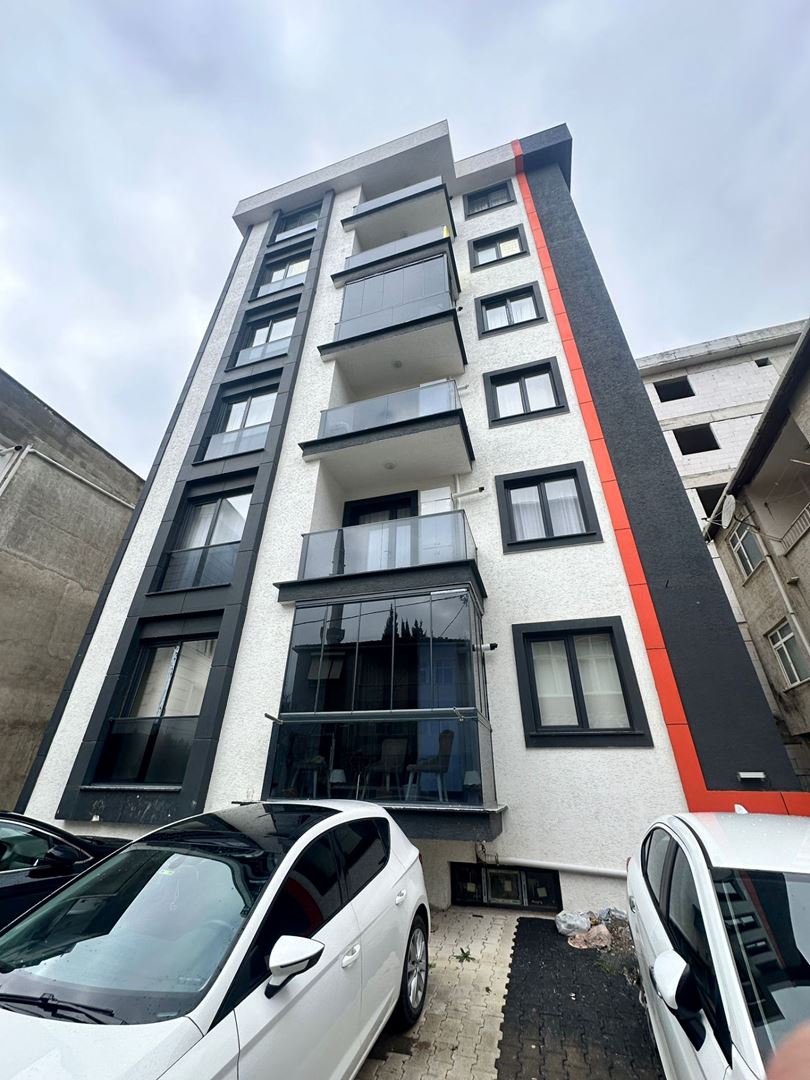 ŞENER GYD'DEN TUZLA İSTASYONDA KULLANIŞLI LÜKS 2+1 SATILIK DAİRE