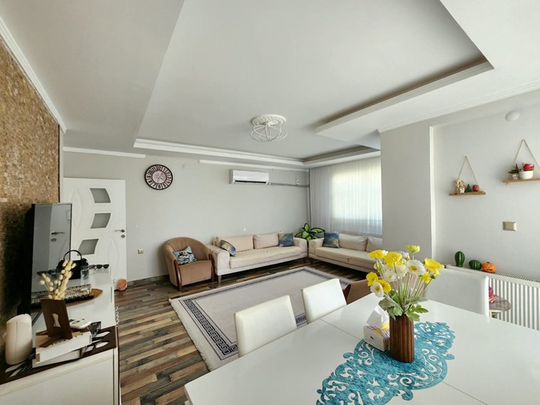 ESRA AKKAYA'DAN NİTELİKLİ OKULLAR CİVARINDA SATILIK DAİRE