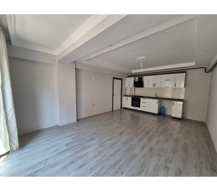 Lüleburgaz Merkezi Konumlu, 1+1 Sıfır Ayarında Kiralık Daire