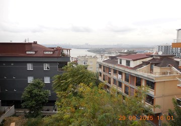 Altın Emlak'dan Küçüçekmece Cumhuriyet Mh. Satılık Daire 3+1,Yeni Bina Göl Manzaralı