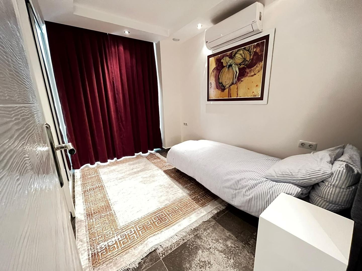 ULTRA-LUXURY FURNISHED 3+1 APARTMENT IN ALANYA CIKCILLI · 12 · Photos