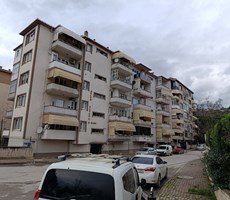 Plajyolunda Deniz Manzaralı Otoparklı Full Yapılı Kiralık 3+1
