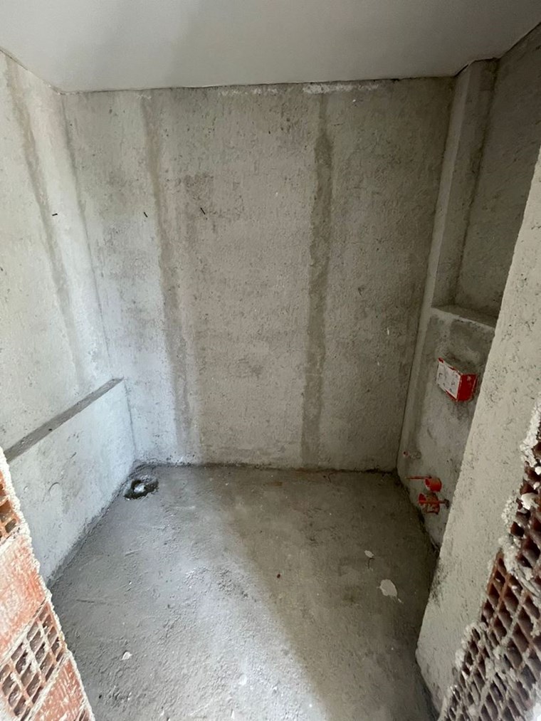 İzmir Menderes Küner'de Natamam Müstakil Ev ve 2000m2 Arsa