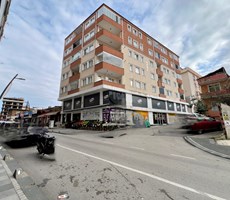 ARSİN MERKEZDE 3+1 CADDE ÜZERİNDE DAİRE